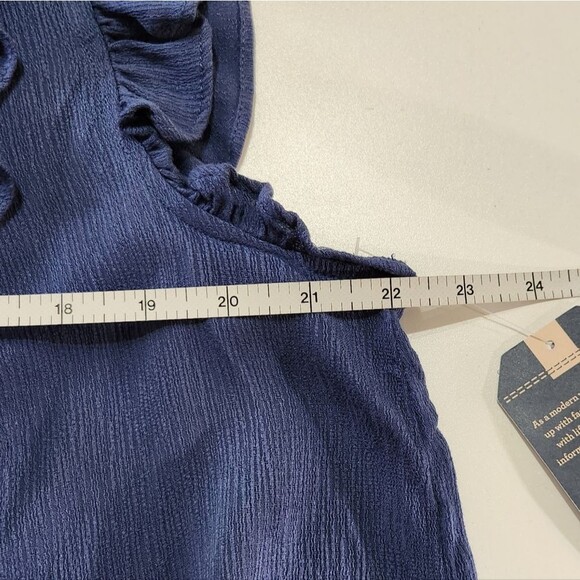 Democracy Ruffle Cap Sleeve Woven Top Blue Die Cut Lace Front Women's XL NWT - Picture 9 of 10
